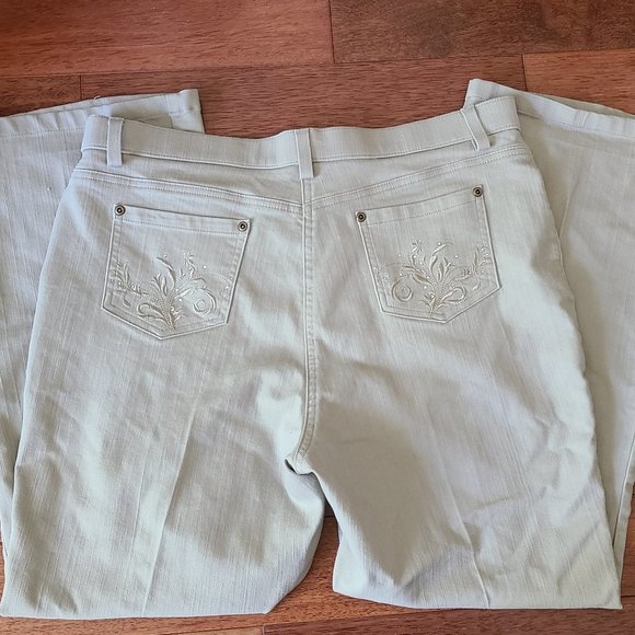 Hagar Petite Women's Beige Pants, Size 14P - Picture 7 of 8